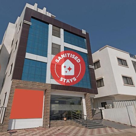 Oyo Flagship 19196 Shree Sai Niladri Residency Shirdi Dış mekan fotoğraf