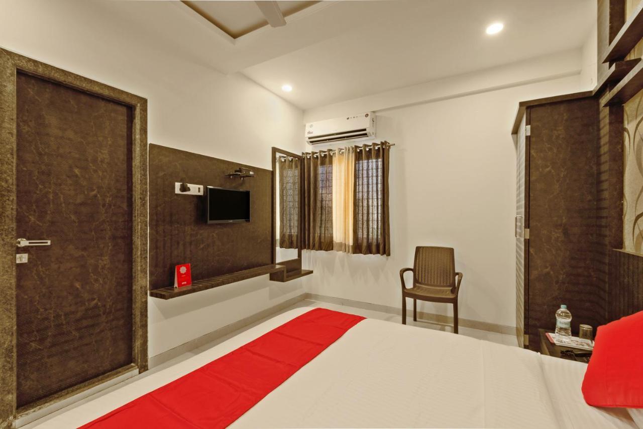 Oyo Flagship 19196 Shree Sai Niladri Residency Shirdi Dış mekan fotoğraf